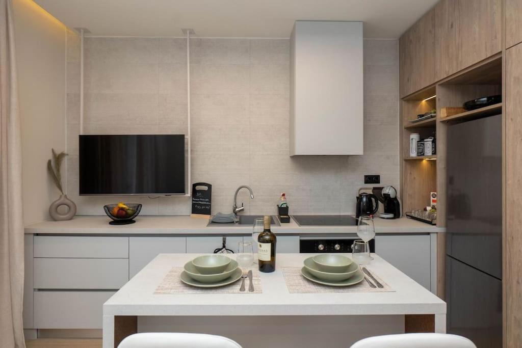 8 Blocks Apartments 1A Αλεξανδρούπολη Εξωτερικό φωτογραφία