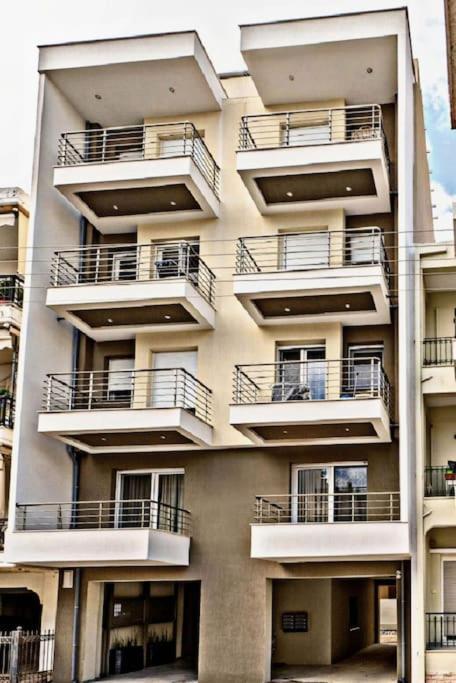 8 Blocks Apartments 1A Αλεξανδρούπολη Εξωτερικό φωτογραφία
